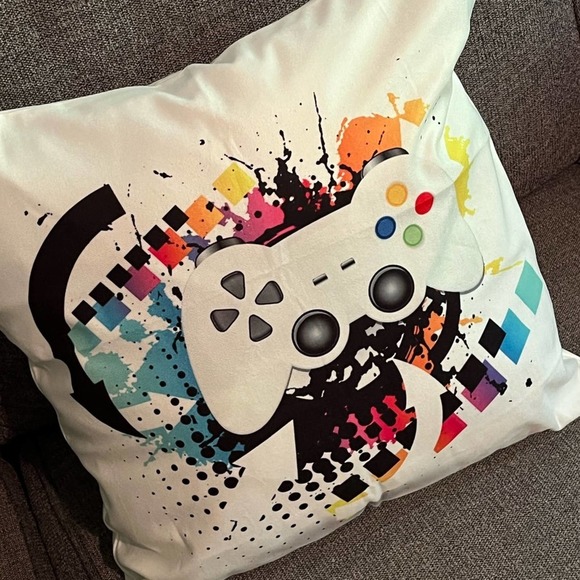 3/$15 New 2 Xbox Gaming Throw Pillow Shams White Colorful Zip Closure - Picture 3 of 8